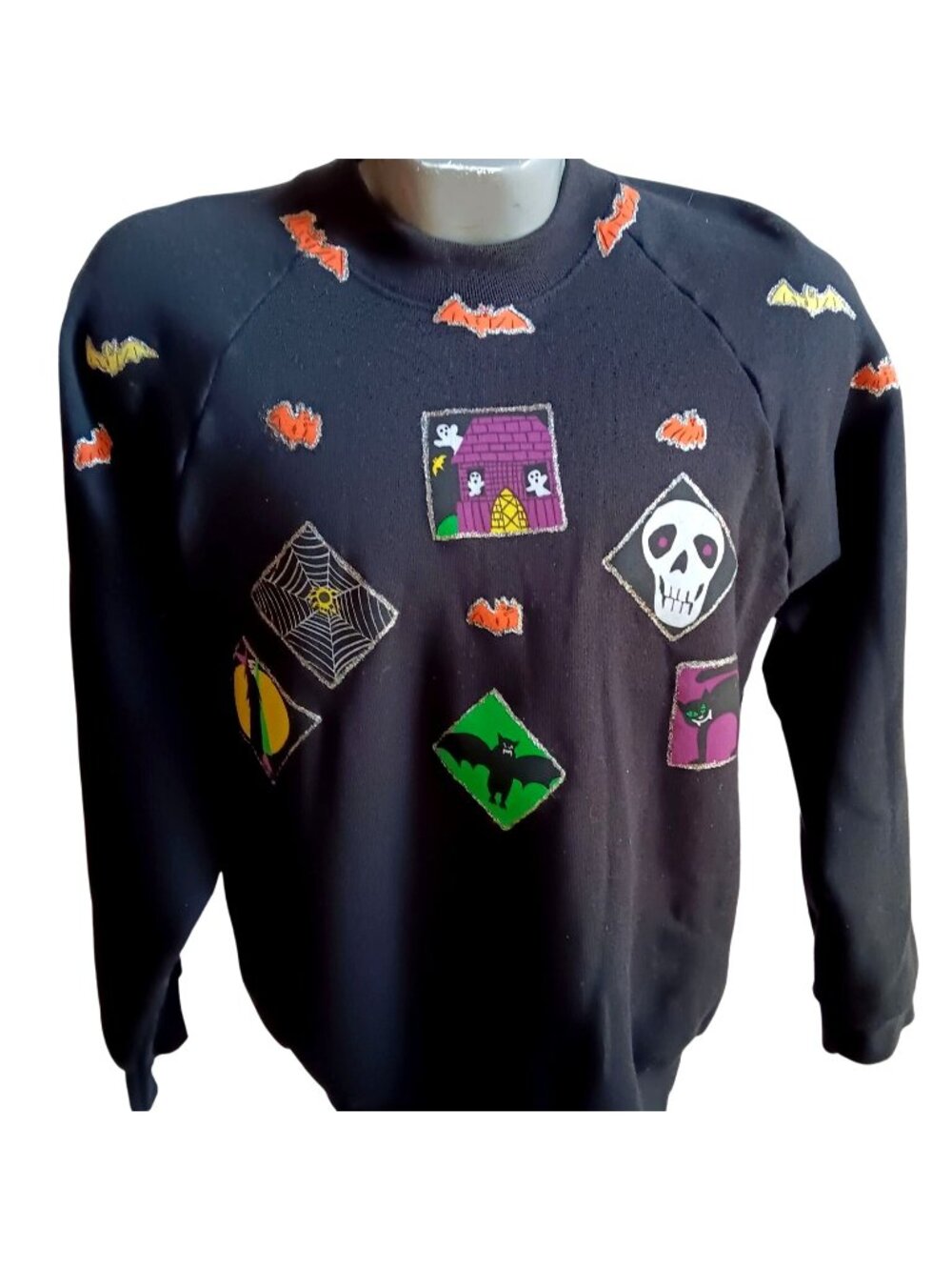 Vintage Halloween Crewneck Large Sweatshirt Fruit Loom Black BATS  GHOSTS 1980s